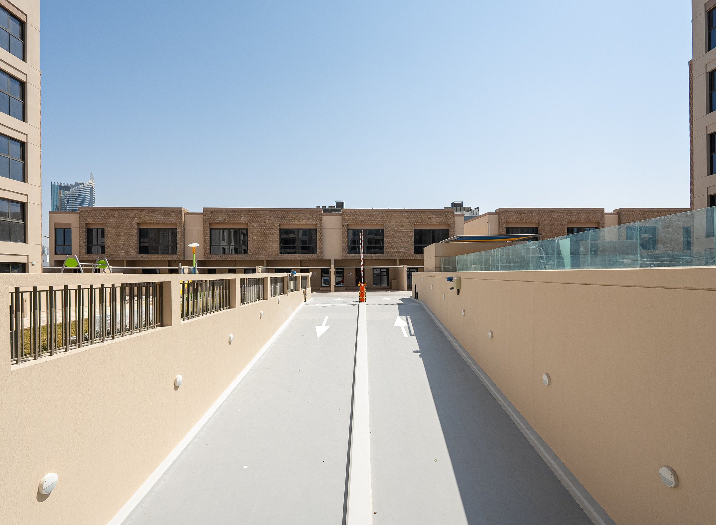 Eleganz Exterior View 1